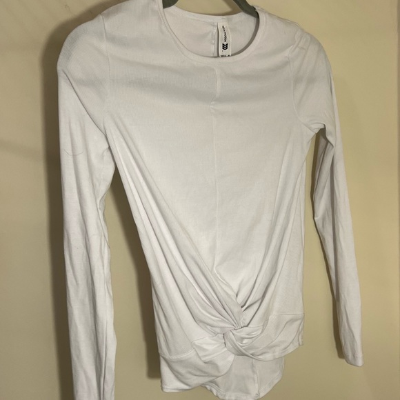 New All In Motion White Long Sleeve Twist Front Activewear Blouse Top Wmns XS - Picture 3 of 8